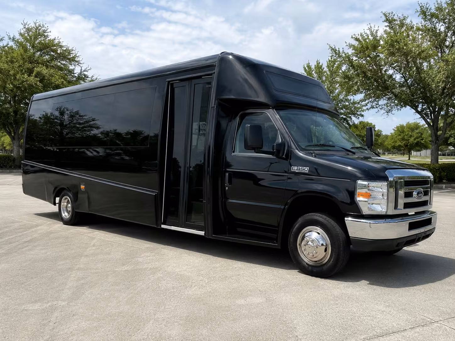 18 passenger minibus