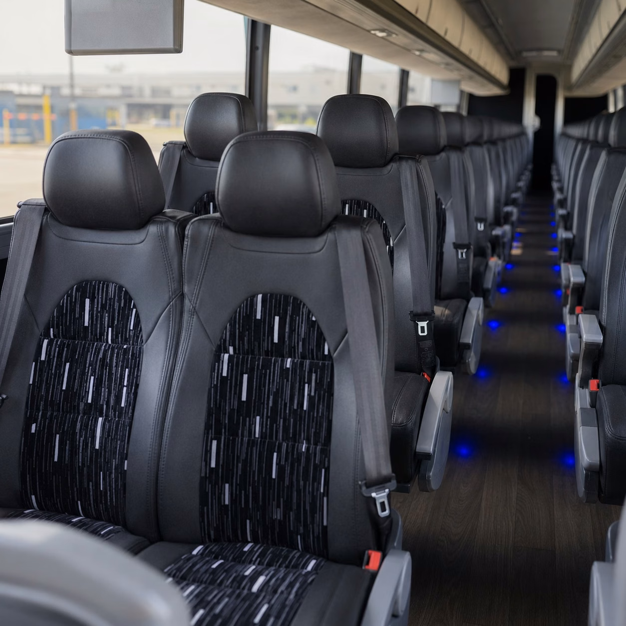 compare bus rentals in cedar rapids with one online quote